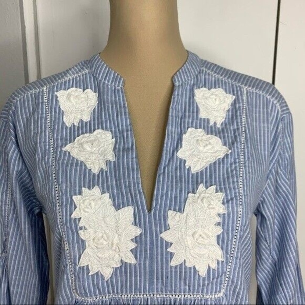 H&M Logg Women’s Top Blouse Size 2 Blue V Neck Bell Sleeves - Picture 9 of 14